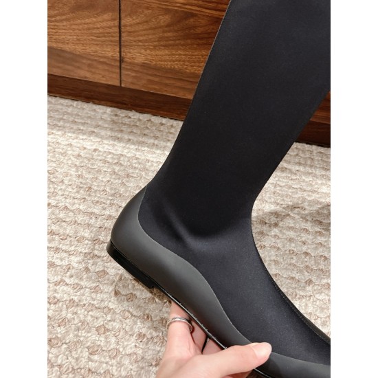 The row boots
