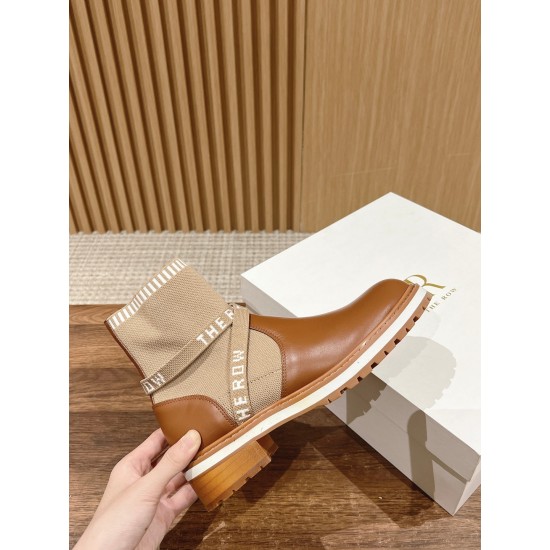 The row boots