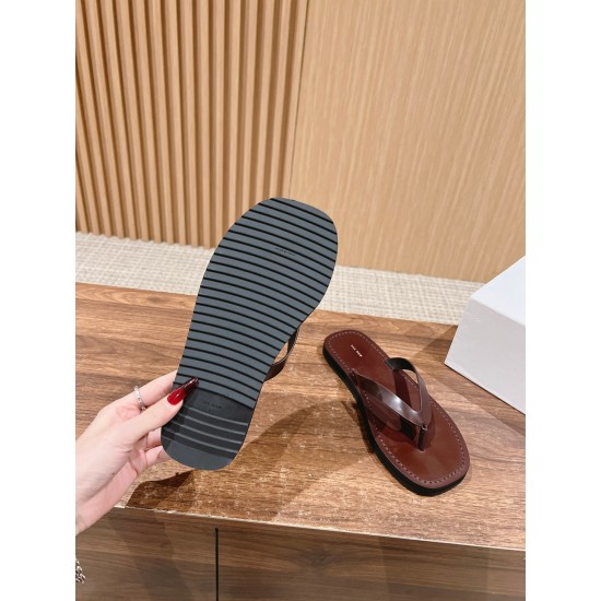 The row slippers