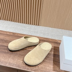 The row slippers