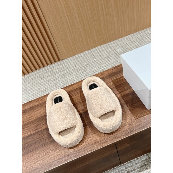 The row slippers