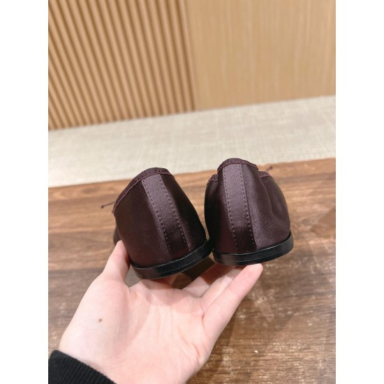 The row sandals