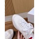 The row sneaker