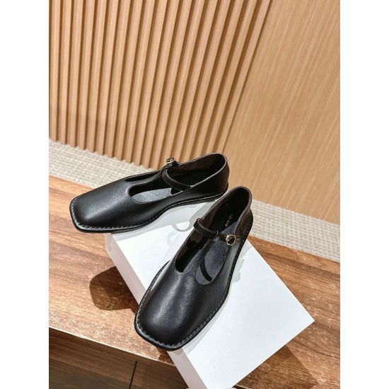 The row sandals