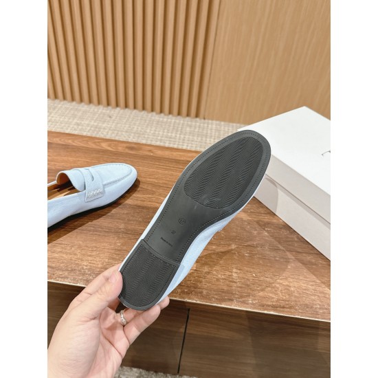 The row loafers The row loafers