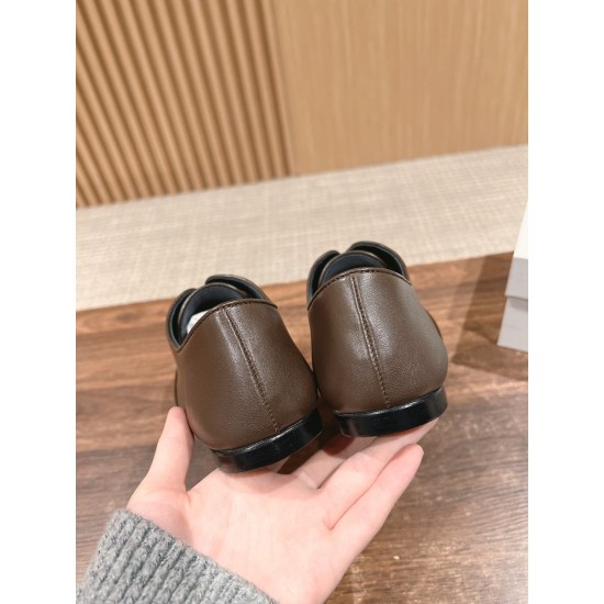 MM6 sandals