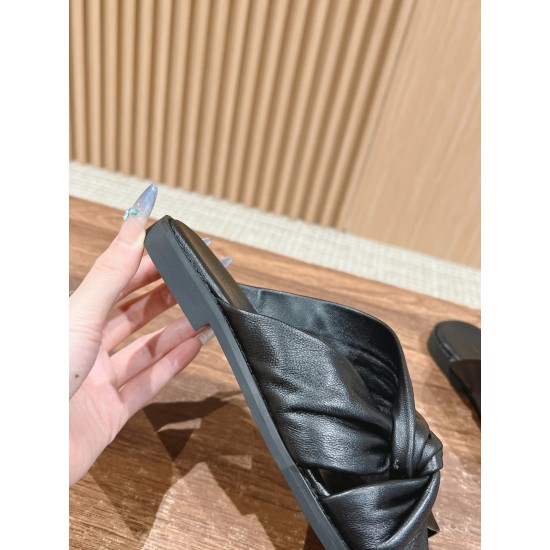 The row slippers