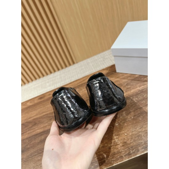 MM6 sneakers