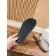MM6 slippers