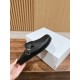 MM6 slippers