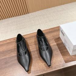 The row sandals
