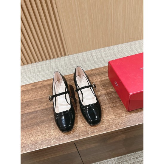 RV Mary Jane Shoes
