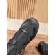 MM6 slippers