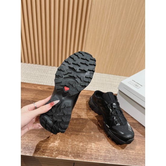 MM6 slippers