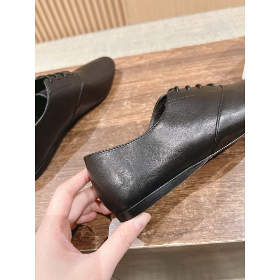 The row sandals