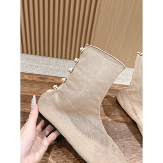 MM6 boots