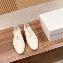 The row sandals