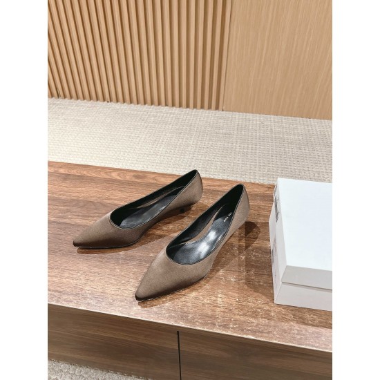 MM6 sandals