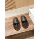 MM6 slippers