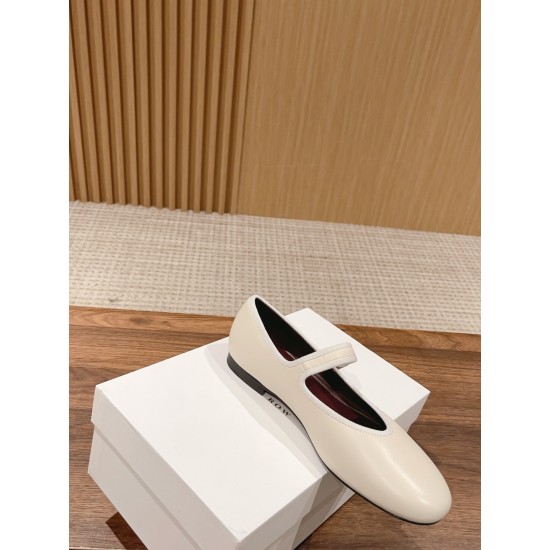 The row sandals