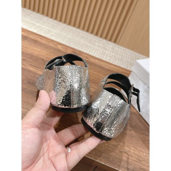MM6 sandals