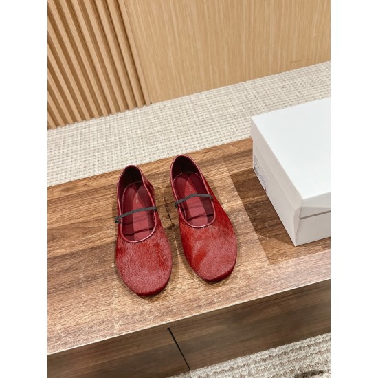 The row sandals