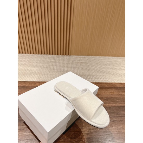 The row slippers