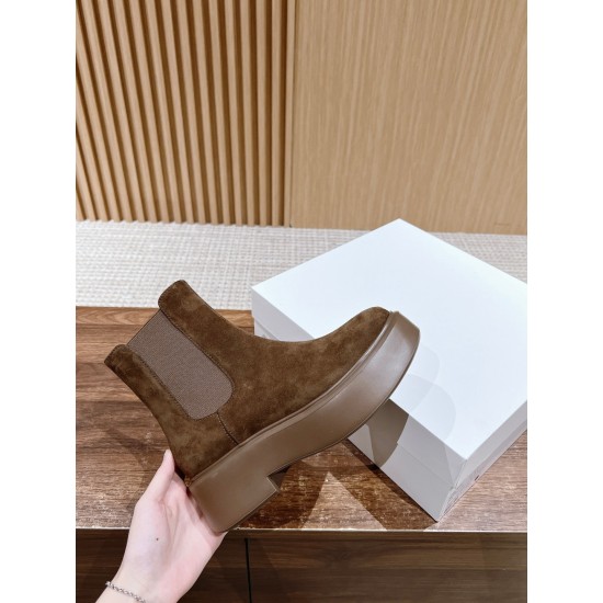 The row boots