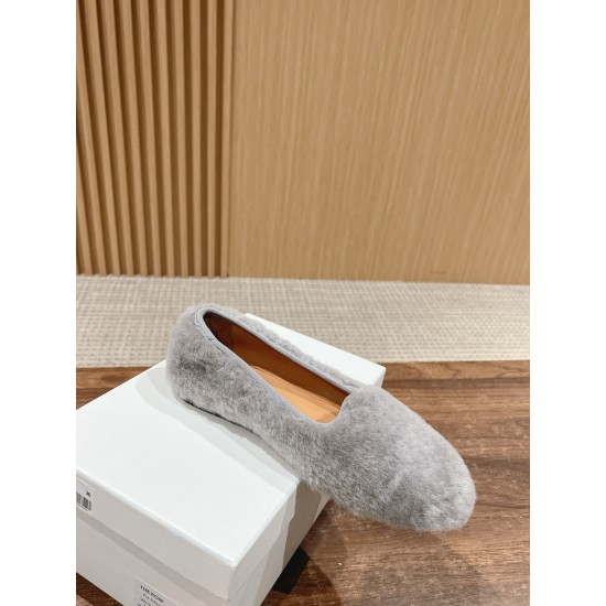 The row boots