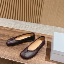 MM6 sneakers