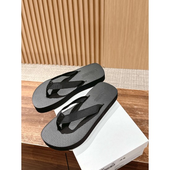 The row slippers