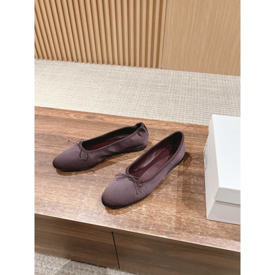 The row sandals