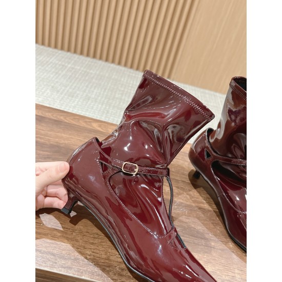 The row boots