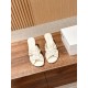 MM6 slippers