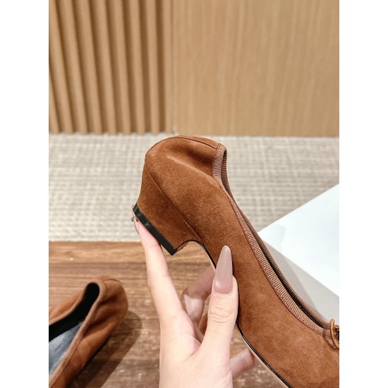The row sandals