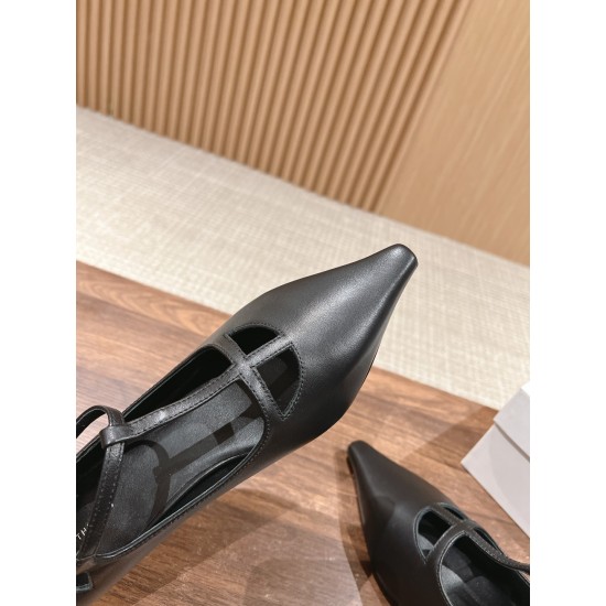 The row sandals