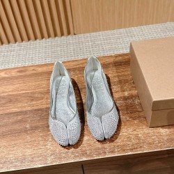 MM6 sandals