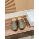 MM6 slippers