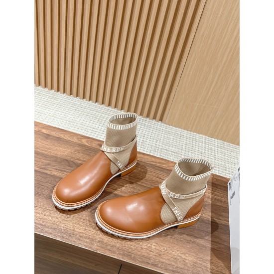 The row boots
