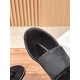 MM6 slippers