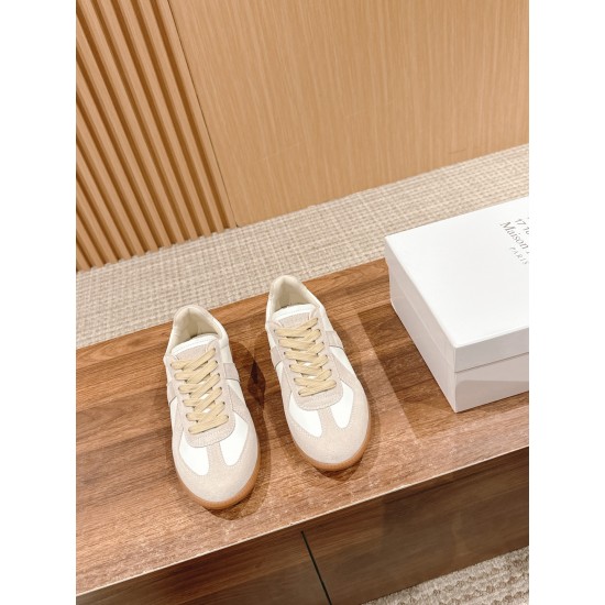 MM6 sandals
