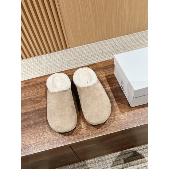 The row slippers