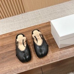 MM6 sneakers
