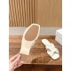 MM6 slippers