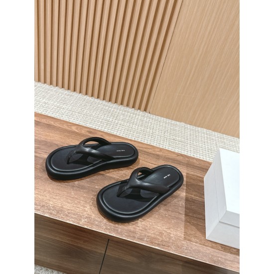 The row slippers