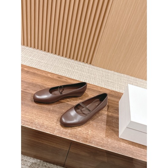 The row sandals