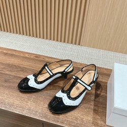 MM6 sandals