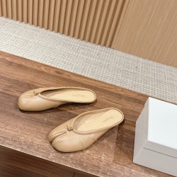 MM6 sneakers