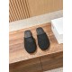 MM6 slippers