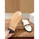 MM6 slippers